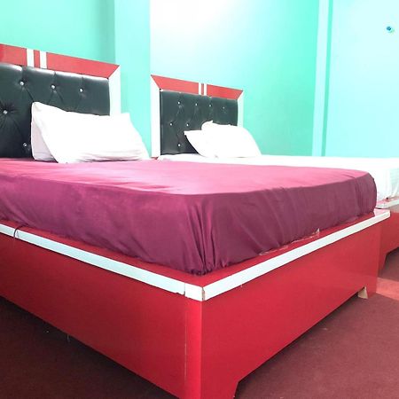 Subha Laxmi Hotel & Lodge Bahasi Ngoại thất bức ảnh